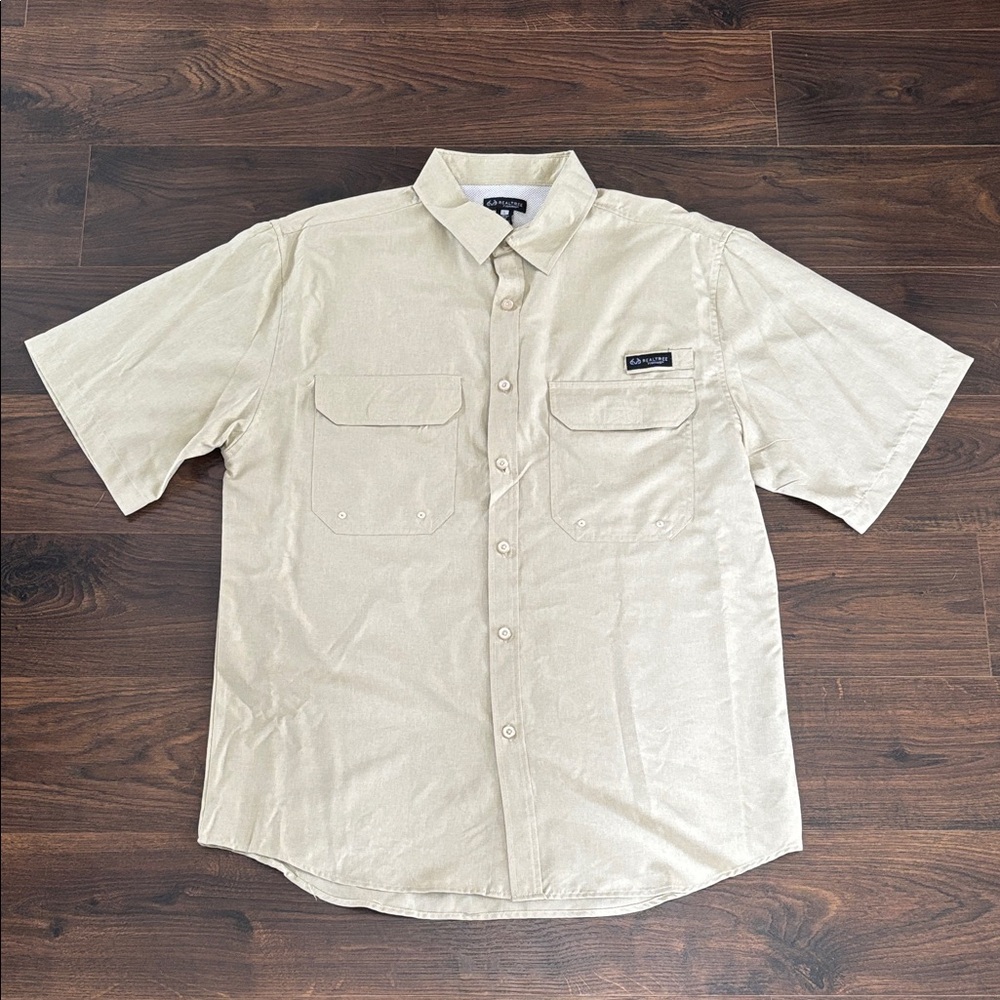 Realtree fishing button down short sleeve
